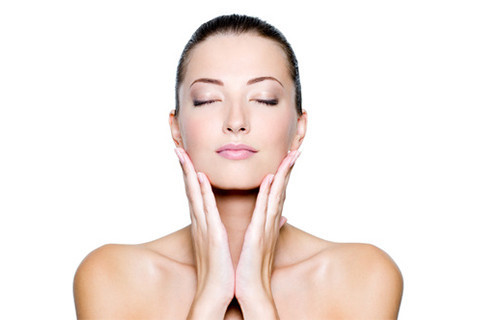 Soins et lotions visage pour le confort des peaux normales à mixtes